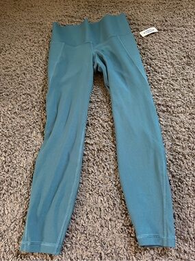 Old Navy elevate built in sculpt leggings